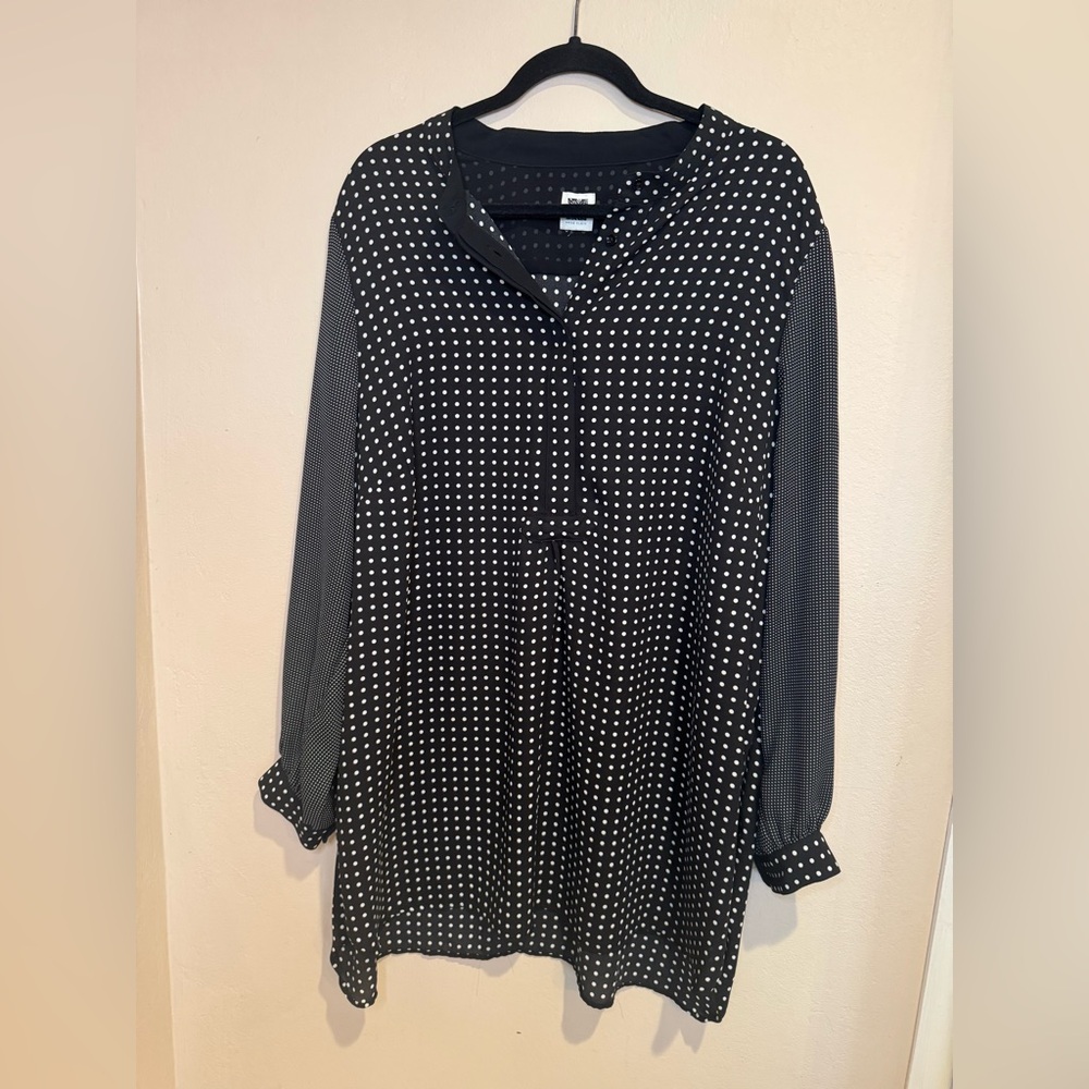 Anne Klein Black and White Polka Dot Blouse never worn